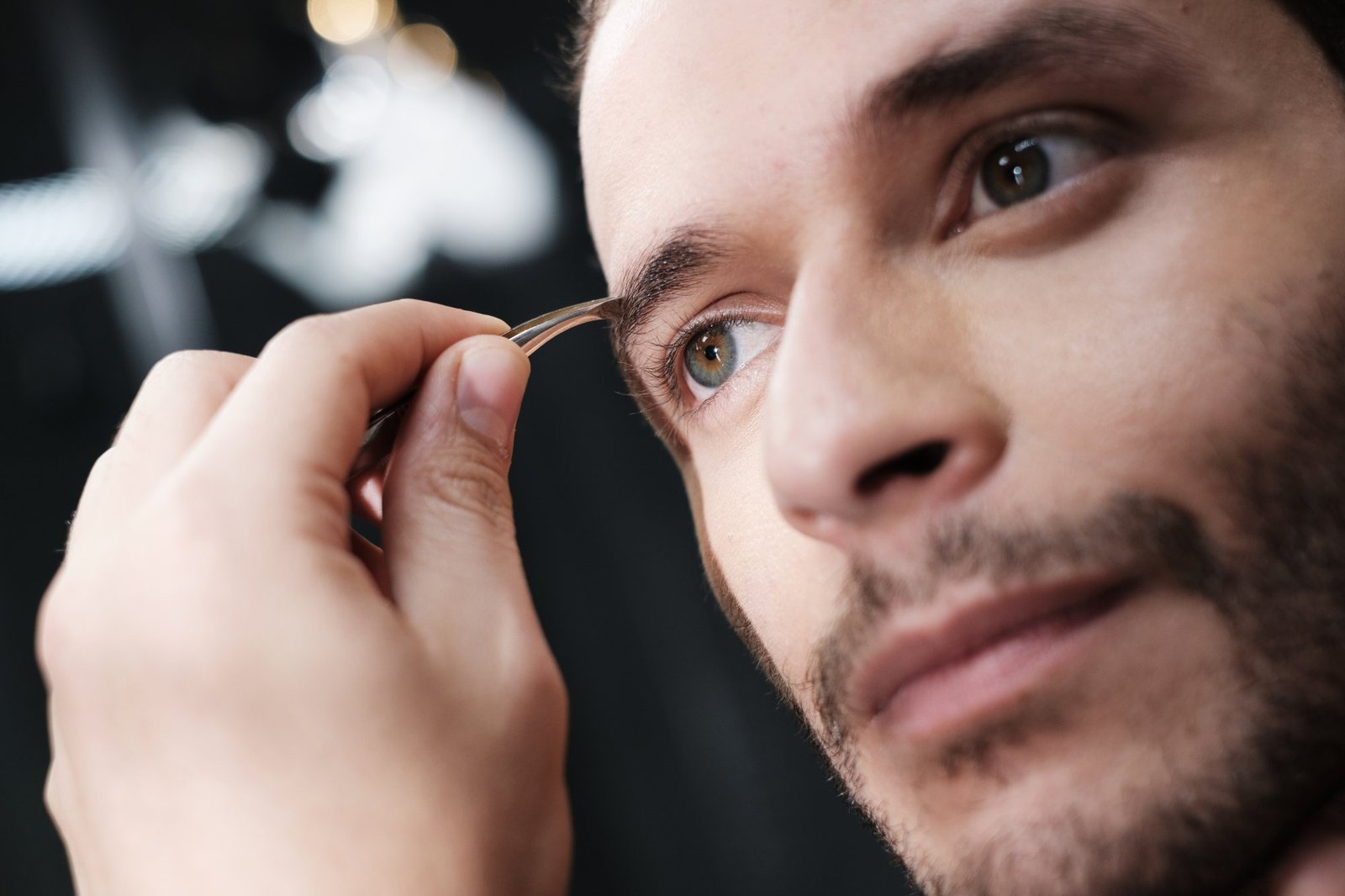 Eyebrow Grooming (Waxing or Threading)